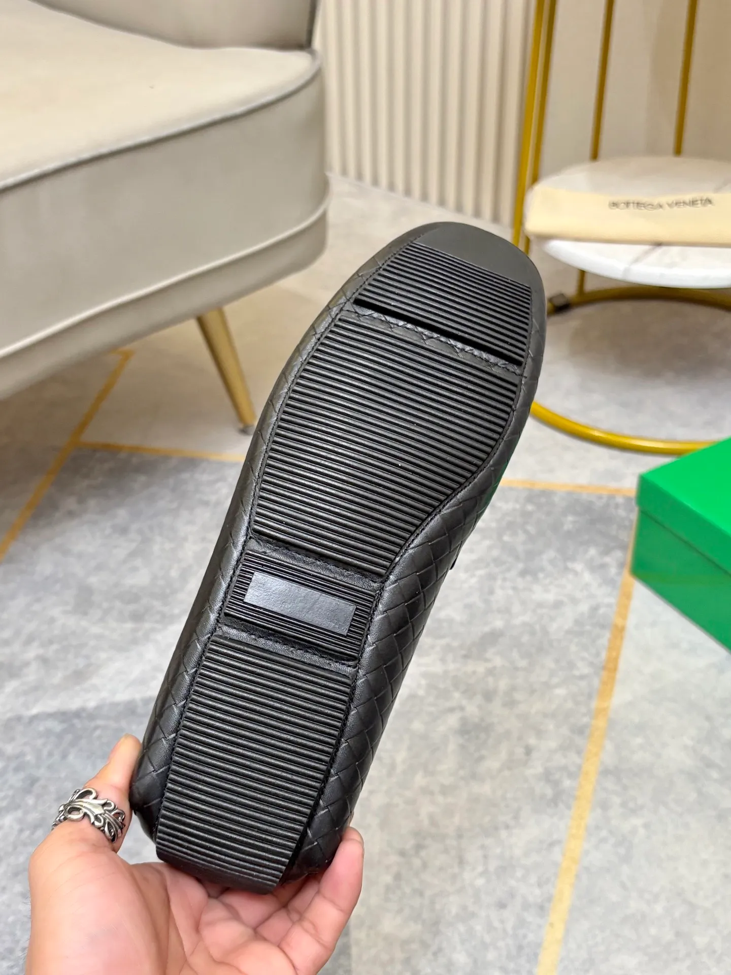 P420💰 (Niu Li + Niu Pad) [BV] The latest hot style‼ ️Casual men's shoes, uppers imported first-layer cowhide ➕Full imported cowhide lining✔️Exquisite workmanship, excellent foot feel, special rubber soles✔️, cool and fashionable, the latest fashion, fashionable outsole, hurry up.  Code number: 38-44 (can be customized to 37.45, non-refundable)